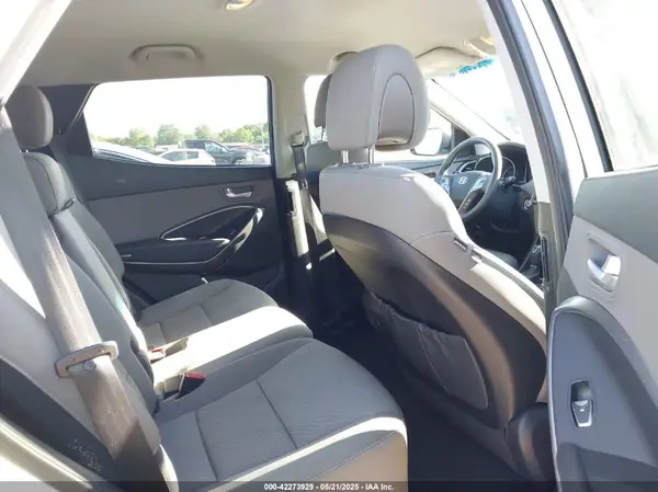 5NMZU3LB4HH052222 2017 HYUNDAI SANTA FE - Image 8