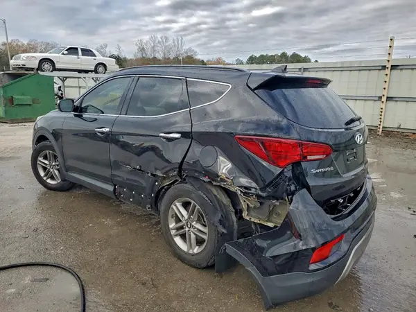 5NMZU3LB4JH063582 2018 HYUNDAI SANTA FE - Image 2
