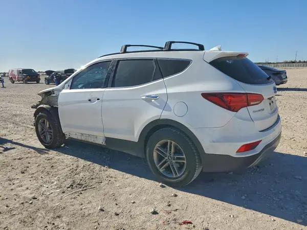5NMZU3LB4JH065042 2018 HYUNDAI SANTA FE - Image 2
