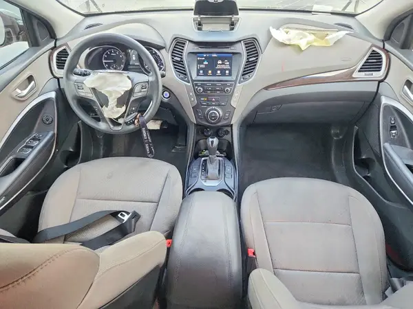 5NMZU3LB4JH069639 2018 HYUNDAI SANTA FE - Image 8