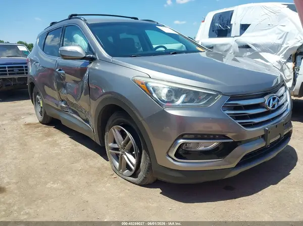 5NMZU3LB4JH095691 2018 HYUNDAI SANTA FE - Image 1
