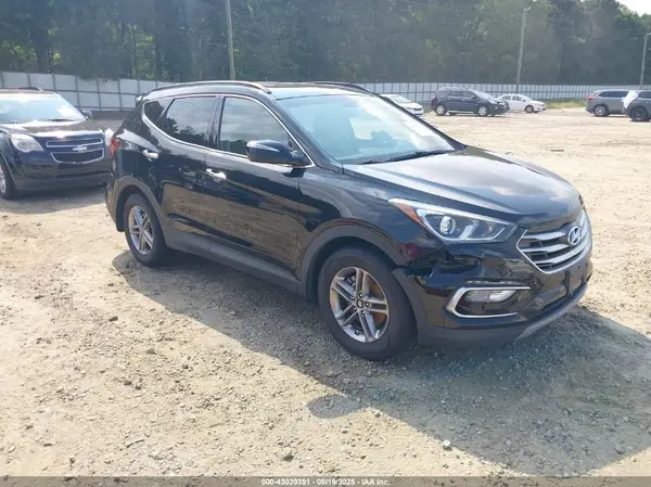 5NMZU3LB4JH097196 2018 HYUNDAI SANTA FE - Image 1