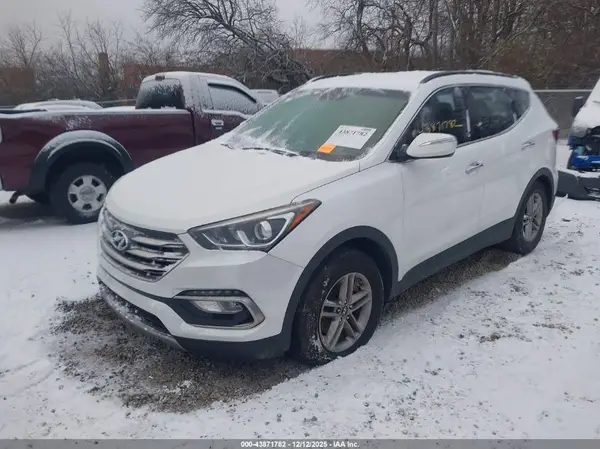 5NMZU3LB5HH001277 2017 HYUNDAI SANTA FE - Image 2