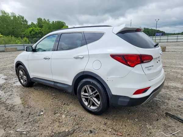 5NMZU3LB5HH002252 2017 HYUNDAI SANTA FE - Image 2