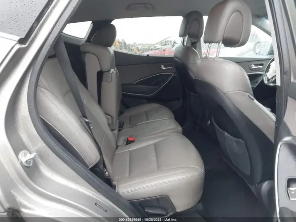 5NMZU3LB5HH007144 2017 HYUNDAI SANTA FE - Image 8