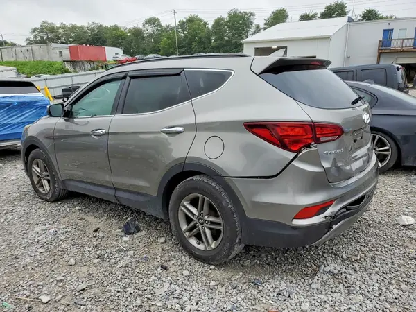 5NMZU3LB5HH008360 2017 HYUNDAI SANTA FE - Image 2