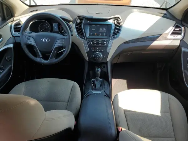 5NMZU3LB5HH009878 2017 HYUNDAI SANTA FE - Image 8