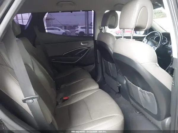 5NMZU3LB5HH018418 2017 HYUNDAI SANTA FE - Image 8