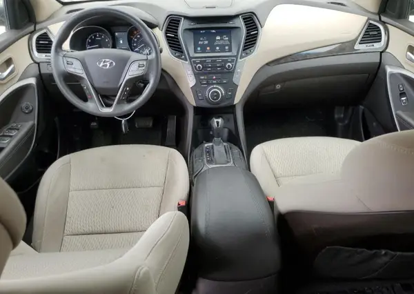 5NMZU3LB5HH025689 2017 HYUNDAI SANTA FE - Image 8