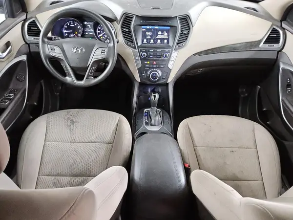 5NMZU3LB5HH028155 2017 HYUNDAI SANTA FE - Image 8