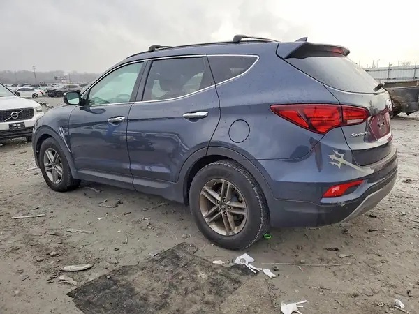 5NMZU3LB5HH032688 2017 HYUNDAI SANTA FE - Image 2
