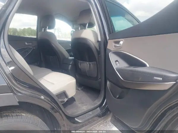 5NMZU3LB5HH036692 2017 HYUNDAI SANTA FE - Image 8