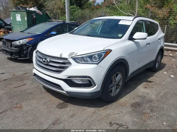 5NMZU3LB5HH039334 2017 HYUNDAI SANTA FE - Image 2