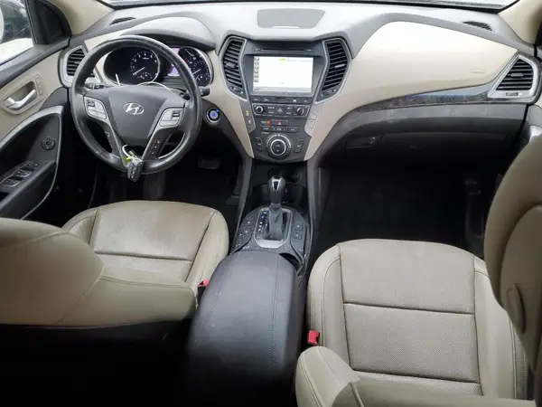 5NMZU3LB5HH041844 2017 HYUNDAI SANTA FE - Image 8