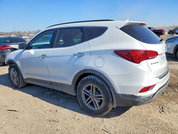 5NMZU3LB5HH047160 2017 HYUNDAI SANTA FE - Image 2