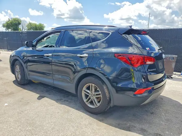 5NMZU3LB5JH058505 2018 HYUNDAI SANTA FE - Image 2
