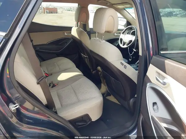 5NMZU3LB5JH063199 2018 HYUNDAI SANTA FE - Image 8