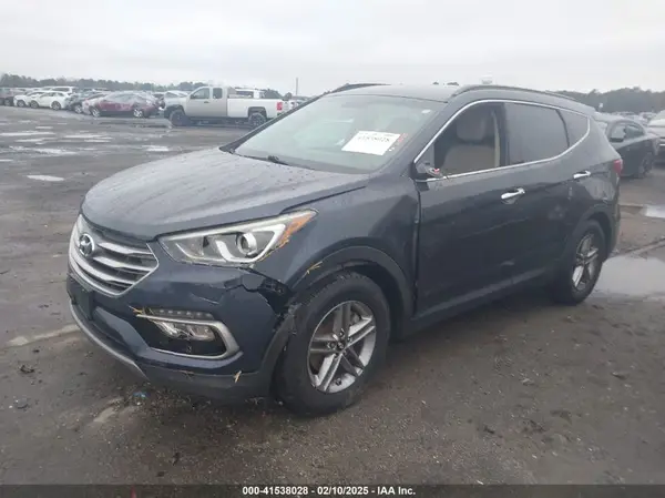 5NMZU3LB5JH064336 2018 HYUNDAI SANTA FE - Image 2