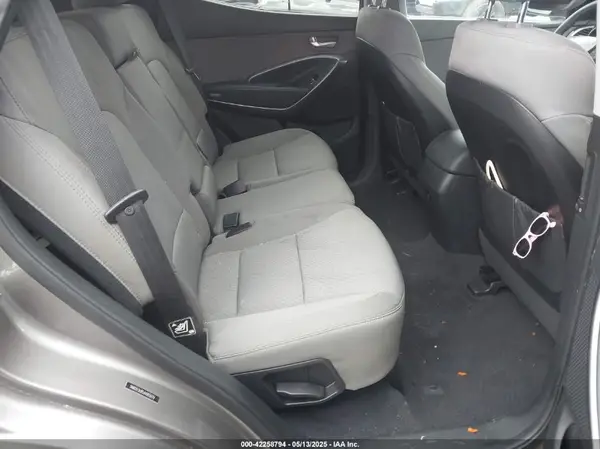 5NMZU3LB5JH065079 2018 HYUNDAI SANTA FE - Image 8