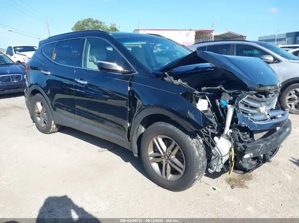 5NMZU3LB5JH083453 2018 HYUNDAI SANTA FE - Image 1