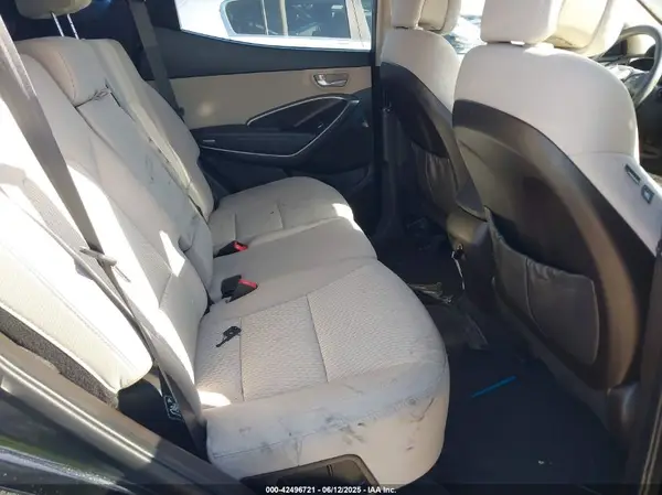 5NMZU3LB5JH083453 2018 HYUNDAI SANTA FE - Image 8