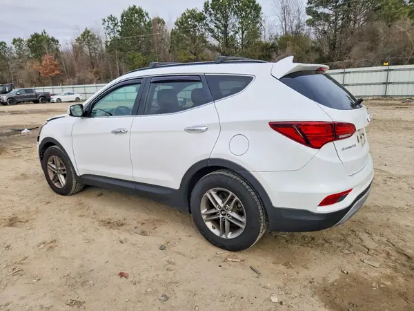 5NMZU3LB5JH100803 2018 HYUNDAI SANTA FE - Image 2