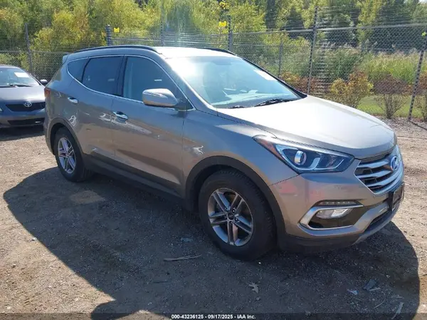 5NMZU3LB5JH103569 2018 HYUNDAI SANTA FE - Image 1