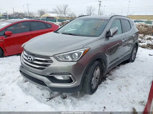 5NMZU3LB6HH001191 2017 HYUNDAI SANTA FE - Image 2