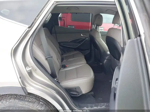 5NMZU3LB6HH001191 2017 HYUNDAI SANTA FE - Image 8