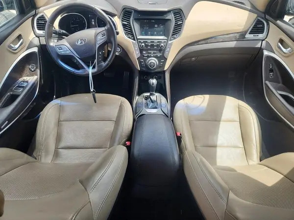 5NMZU3LB6HH001949 2017 HYUNDAI SANTA FE - Image 8