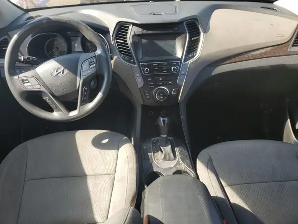 5NMZU3LB6HH002101 2017 HYUNDAI SANTA FE - Image 8