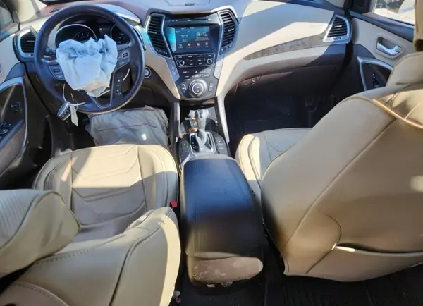 5NMZU3LB6HH002681 2017 HYUNDAI SANTA FE - Image 8