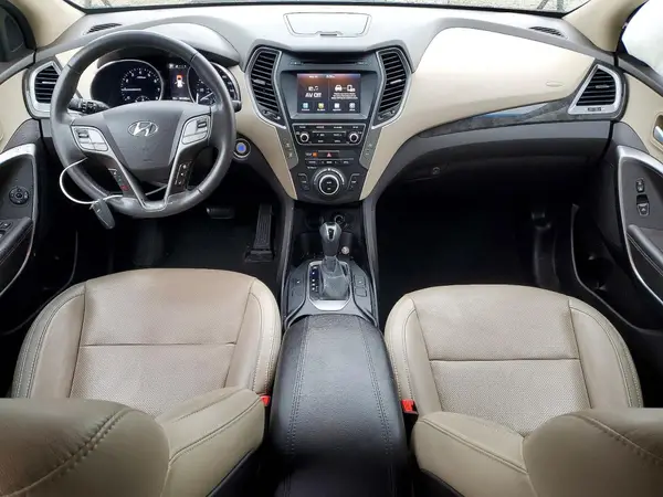 5NMZU3LB6HH005130 2017 HYUNDAI SANTA FE - Image 8