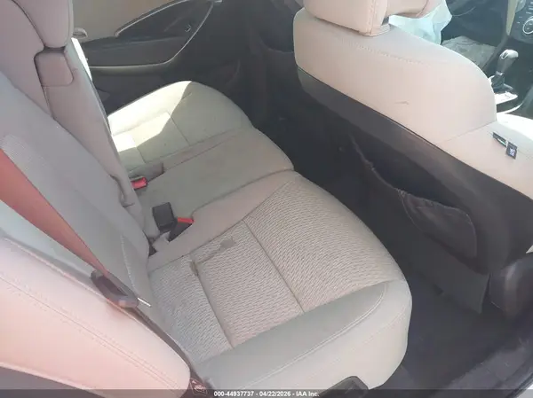 5NMZU3LB6HH005404 2017 HYUNDAI SANTA FE - Image 8