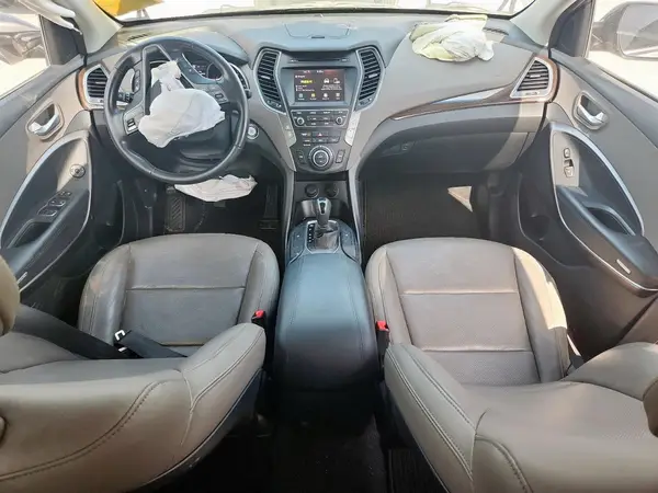 5NMZU3LB6HH007153 2017 HYUNDAI SANTA FE - Image 8
