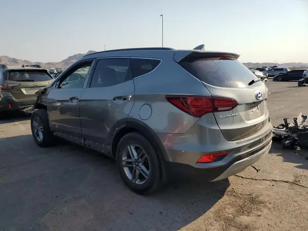 5NMZU3LB6HH012076 2017 HYUNDAI SANTA FE - Image 2
