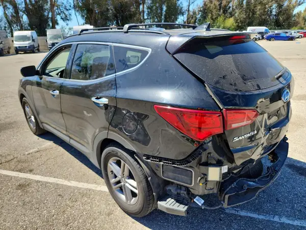 5NMZU3LB6HH016029 2017 HYUNDAI SANTA FE - Image 2