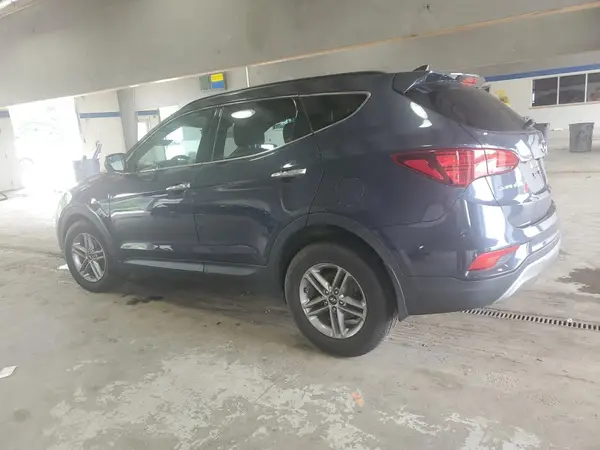 5NMZU3LB6HH019352 2017 HYUNDAI SANTA FE - Image 2