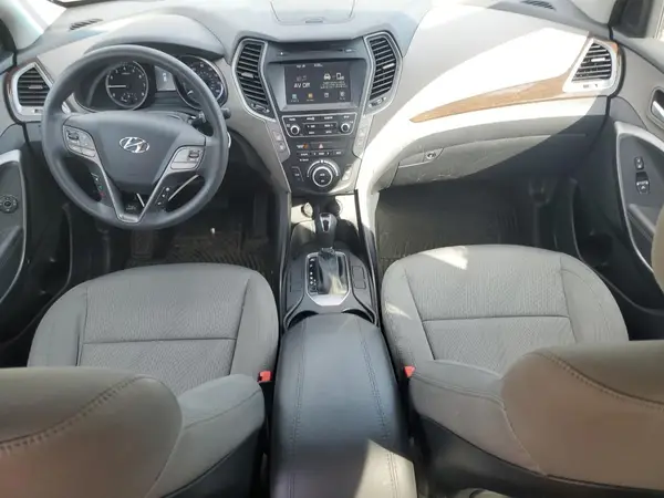 5NMZU3LB6HH027015 2017 HYUNDAI SANTA FE - Image 8