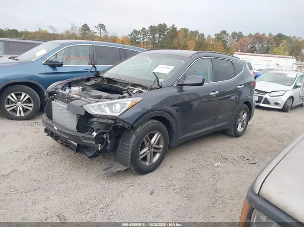 5NMZU3LB6HH027984 2017 HYUNDAI SANTA FE - Image 2