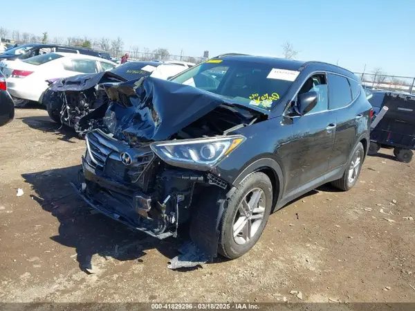 5NMZU3LB6HH031260 2017 HYUNDAI SANTA FE - Image 2