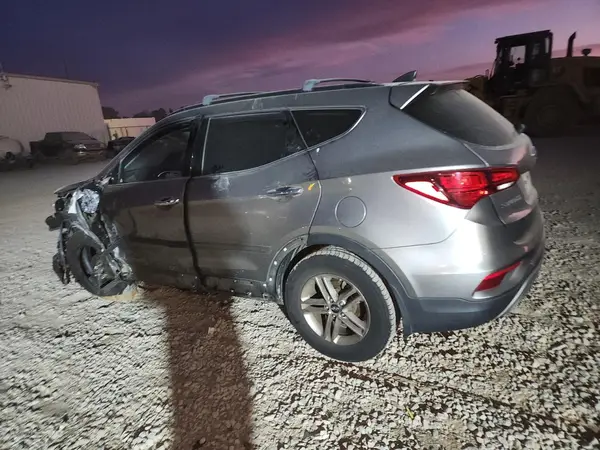 5NMZU3LB6HH034627 2017 HYUNDAI SANTA FE - Image 2