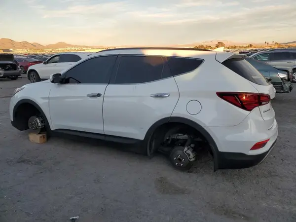 5NMZU3LB6HH036863 2017 HYUNDAI SANTA FE - Image 2