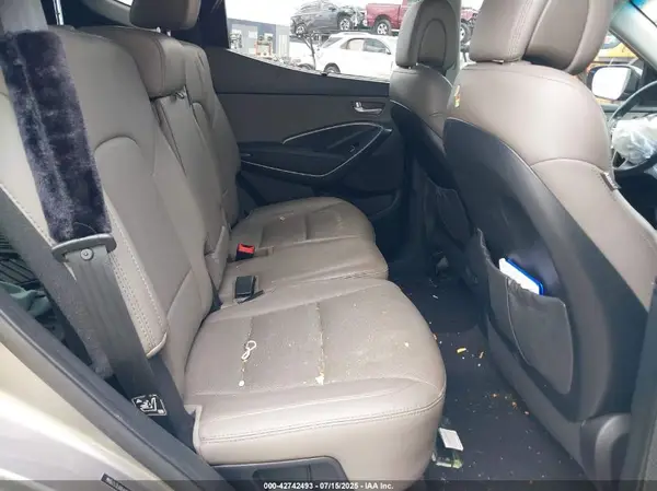 5NMZU3LB6HH041738 2017 HYUNDAI SANTA FE - Image 8