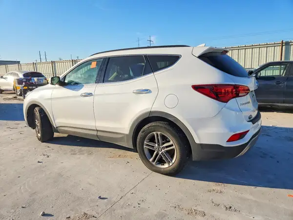 5NMZU3LB6HH041903 2017 HYUNDAI SANTA FE - Image 2