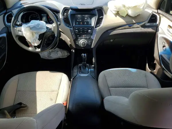 5NMZU3LB6HH045272 2017 HYUNDAI SANTA FE - Image 8