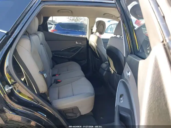 5NMZU3LB6HH048852 2017 HYUNDAI SANTA FE - Image 8