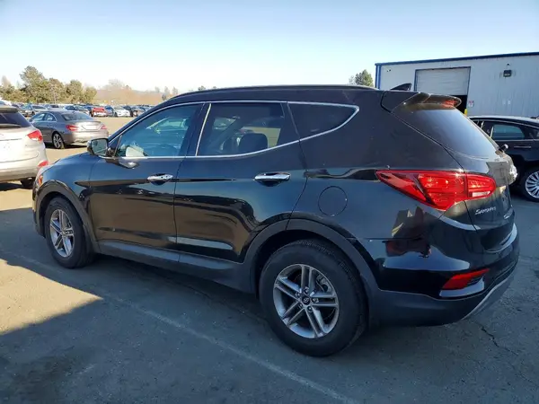 5NMZU3LB6HH051055 2017 HYUNDAI SANTA FE - Image 2