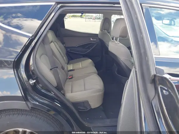 5NMZU3LB6JH057976 2018 HYUNDAI SANTA FE - Image 8