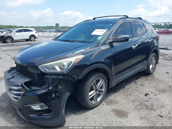 5NMZU3LB6JH062210 2018 HYUNDAI SANTA FE - Image 2